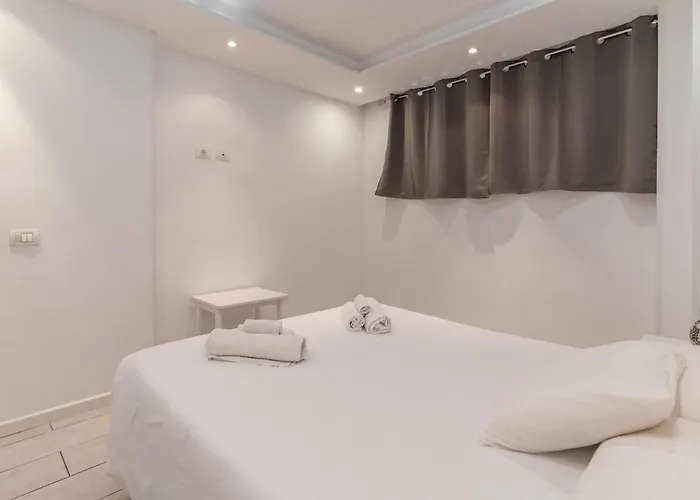 Playa Honda Pool View Апартаменти