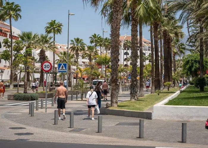 Playa Honda Pool View Apartament *