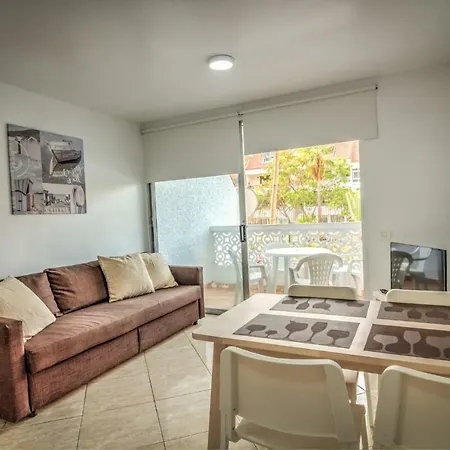 Playa Honda Pool View Appartement *